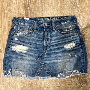 American Eagle Distressed Denim Mini Skirt Size 4